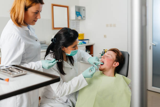 Best Dentist for Tooth Abscess  in Lake Lorraine, FL